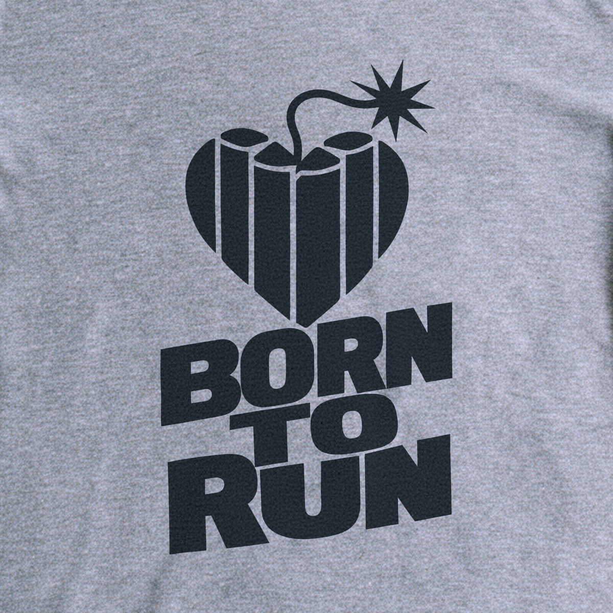 Born to Run Tee - Sport Grey close-up print