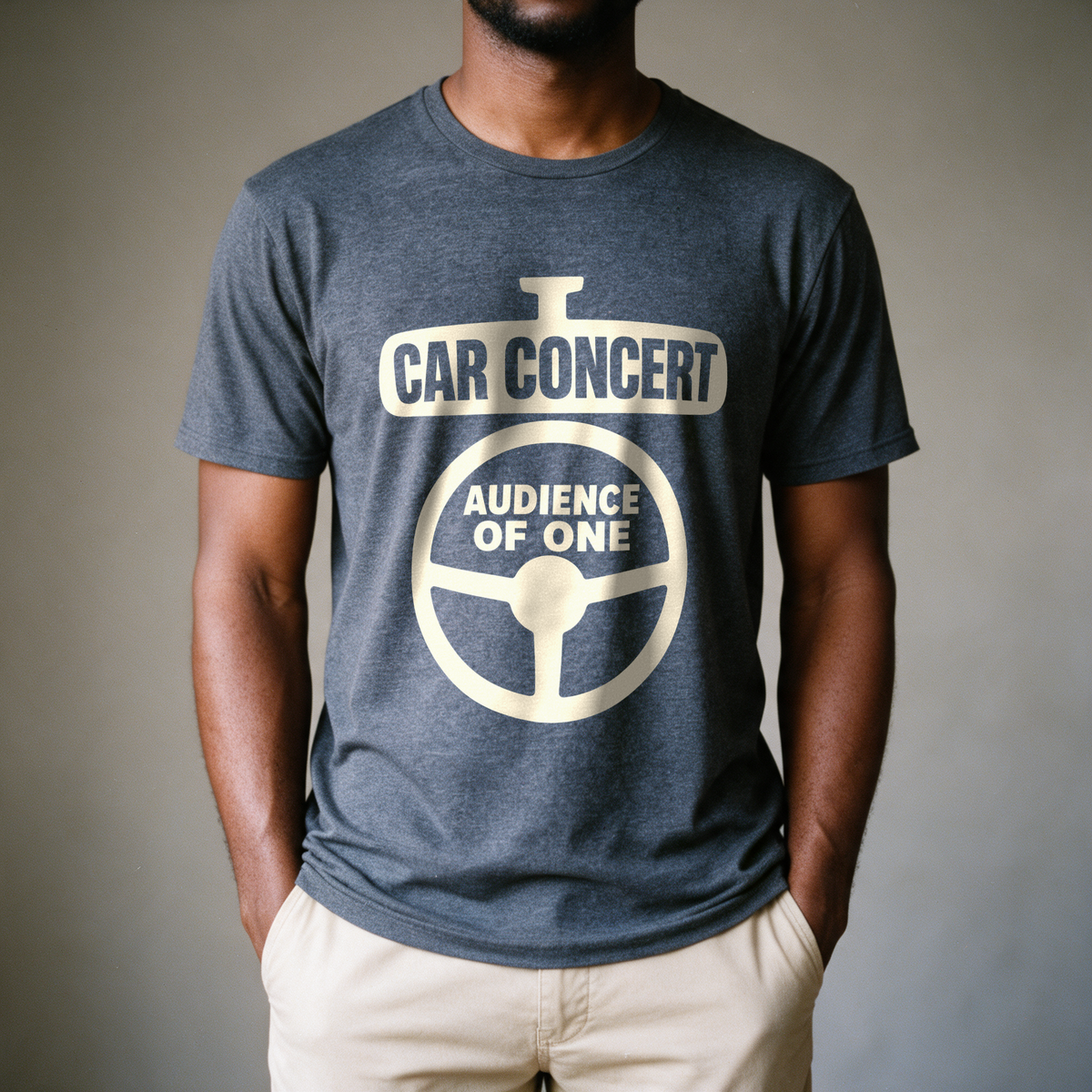 Car Concert, Audience of One Tee - Dark Heather Grey draagfoto