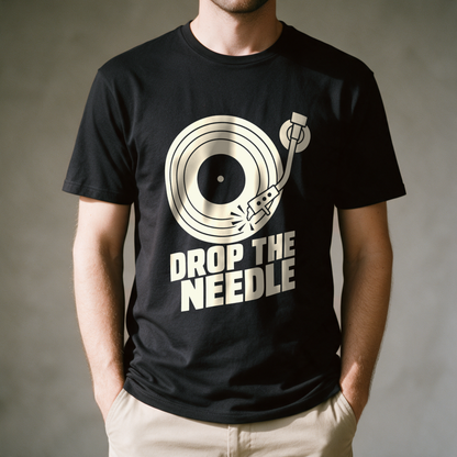 Drop the Needle Tee - Black draagfoto