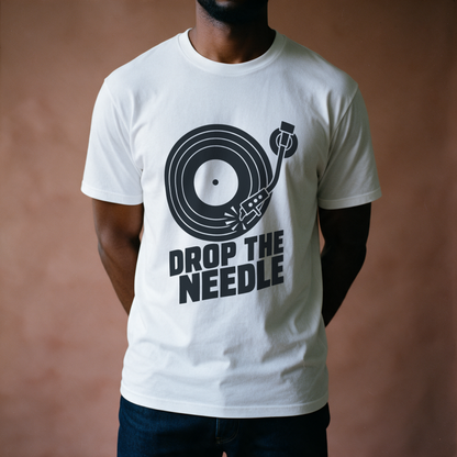 Drop the Needle Tee - White draagfoto