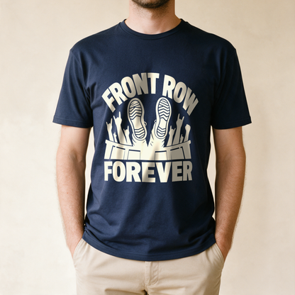 Front Row Forever Tee - Navy draagfoto