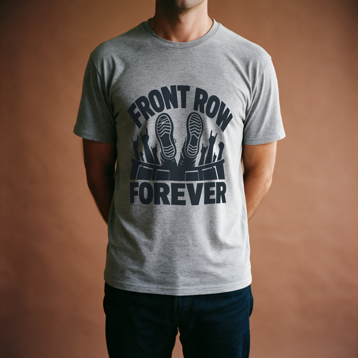 Front Row Forever Tee - Sport Grey draagfoto