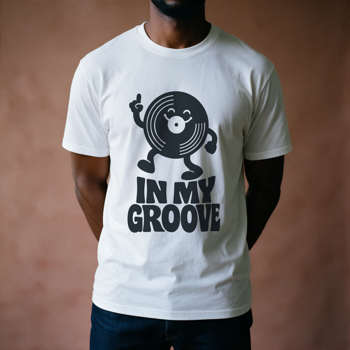 In My Groove Tee - White draagfoto