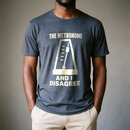 The Metronome and I Disagree Tee - Dark Heather Grey draagfoto