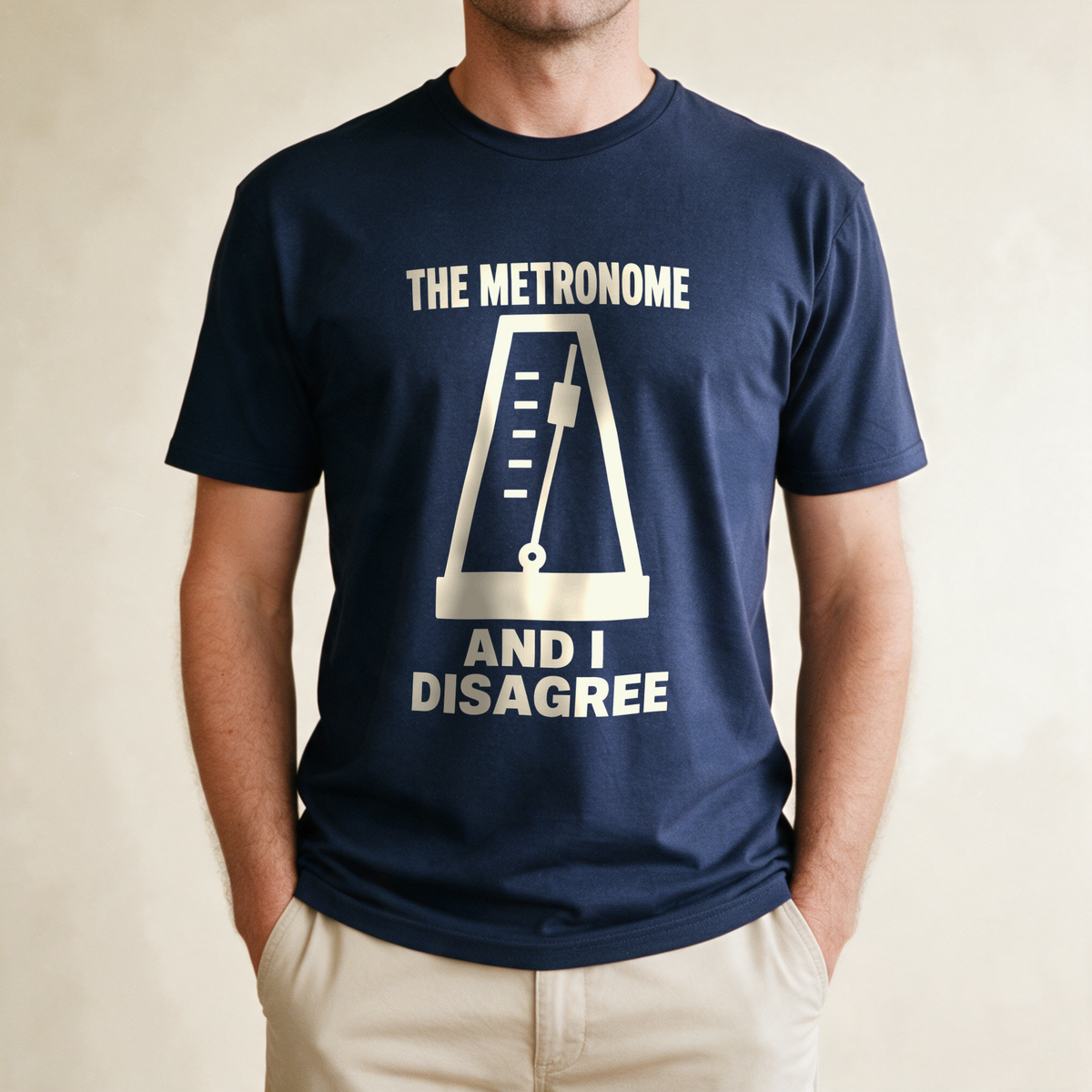 The Metronome and I Disagree Tee - Navy draagfoto