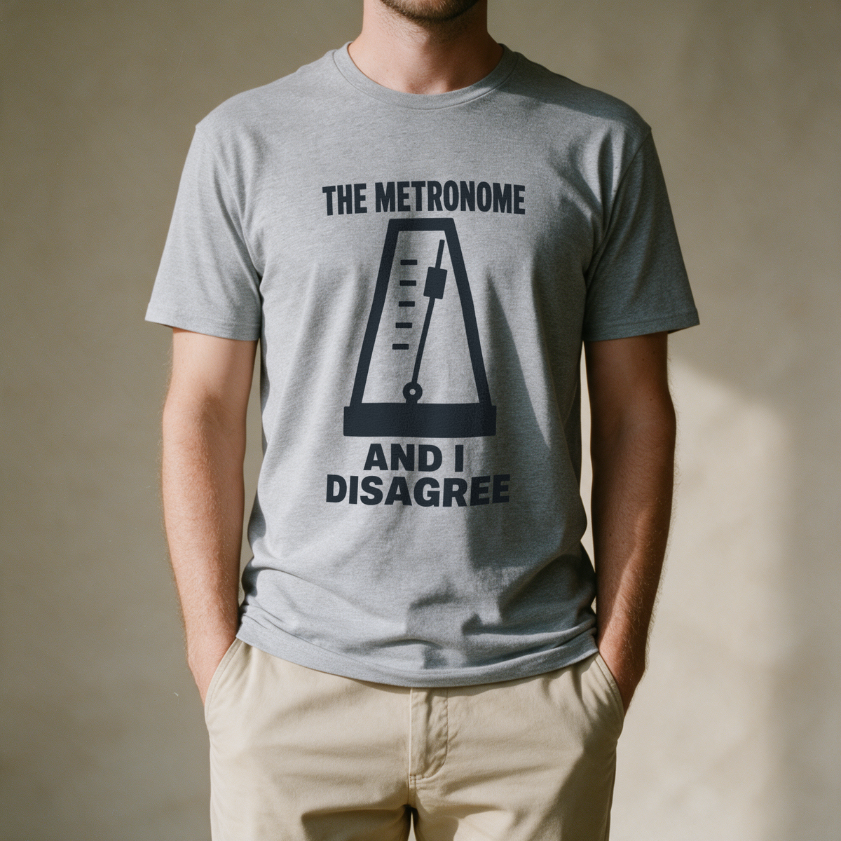 The Metronome and I Disagree Tee - Sport Grey draagfoto