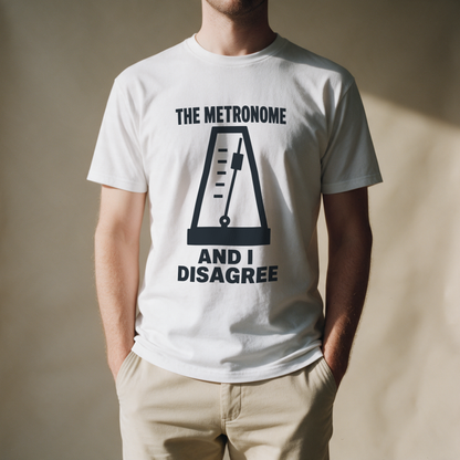 The Metronome and I Disagree Tee - White draagfoto