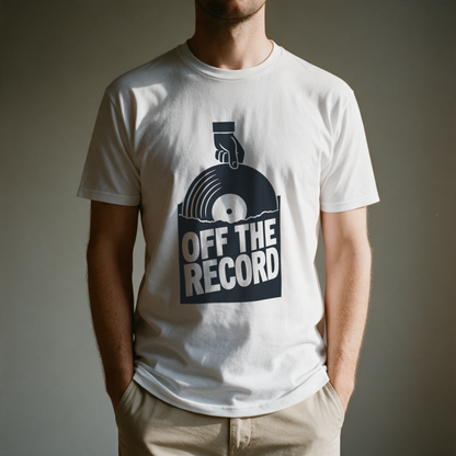 Off the Record Tee - White draagfoto