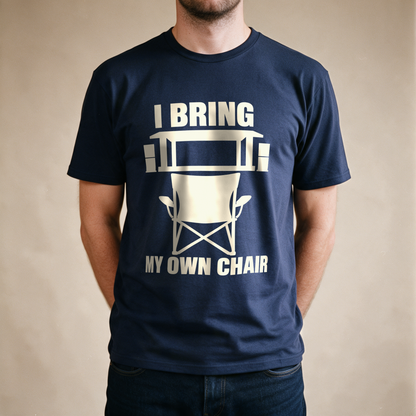 I Bring My Own Chair Tee - Navy draagfoto