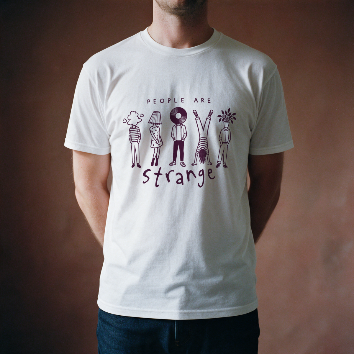 People Are Strange Tee - White draagfoto
