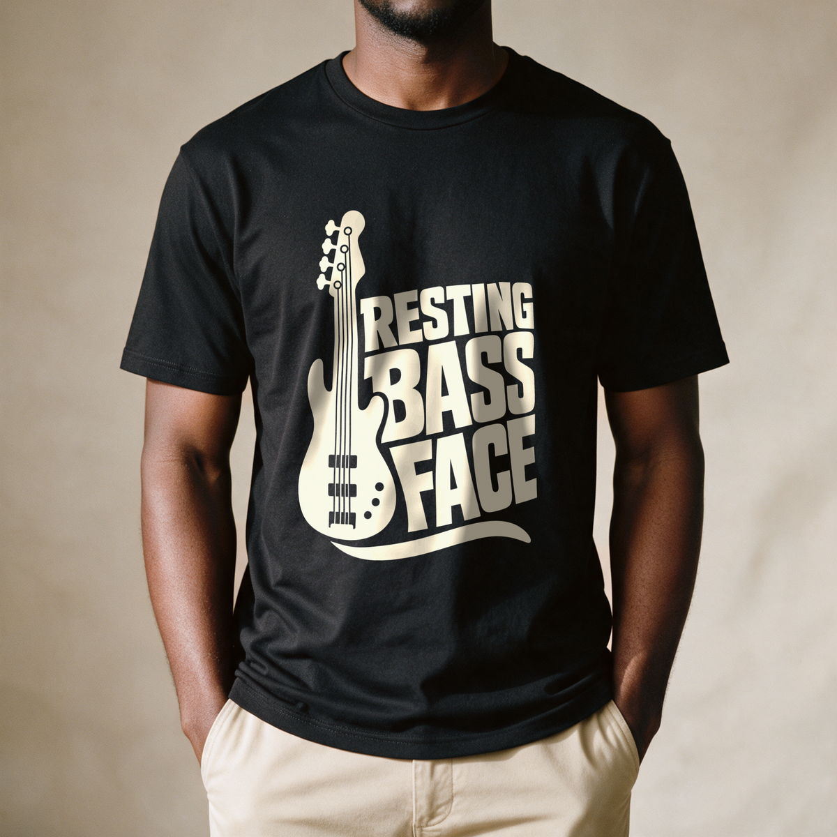 Resting Bass Face Tee - Black draagfoto