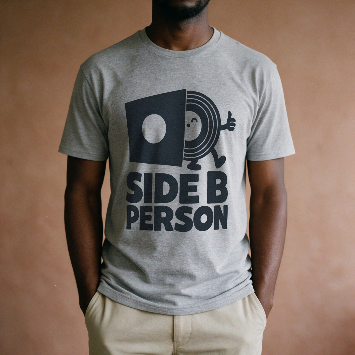 Side B Person Tee - Sport Grey draagfoto