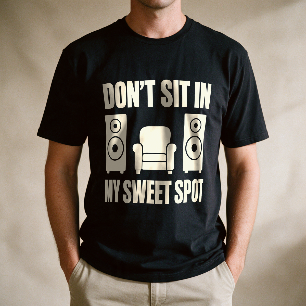 Don't Sit in My Sweet Spot Tee - Black draagfoto