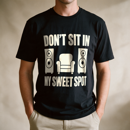 Don't Sit in My Sweet Spot Tee - Black draagfoto
