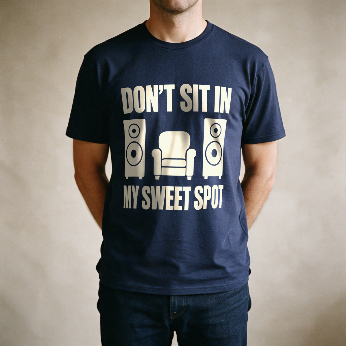 Don't Sit in My Sweet Spot Tee - Navy draagfoto