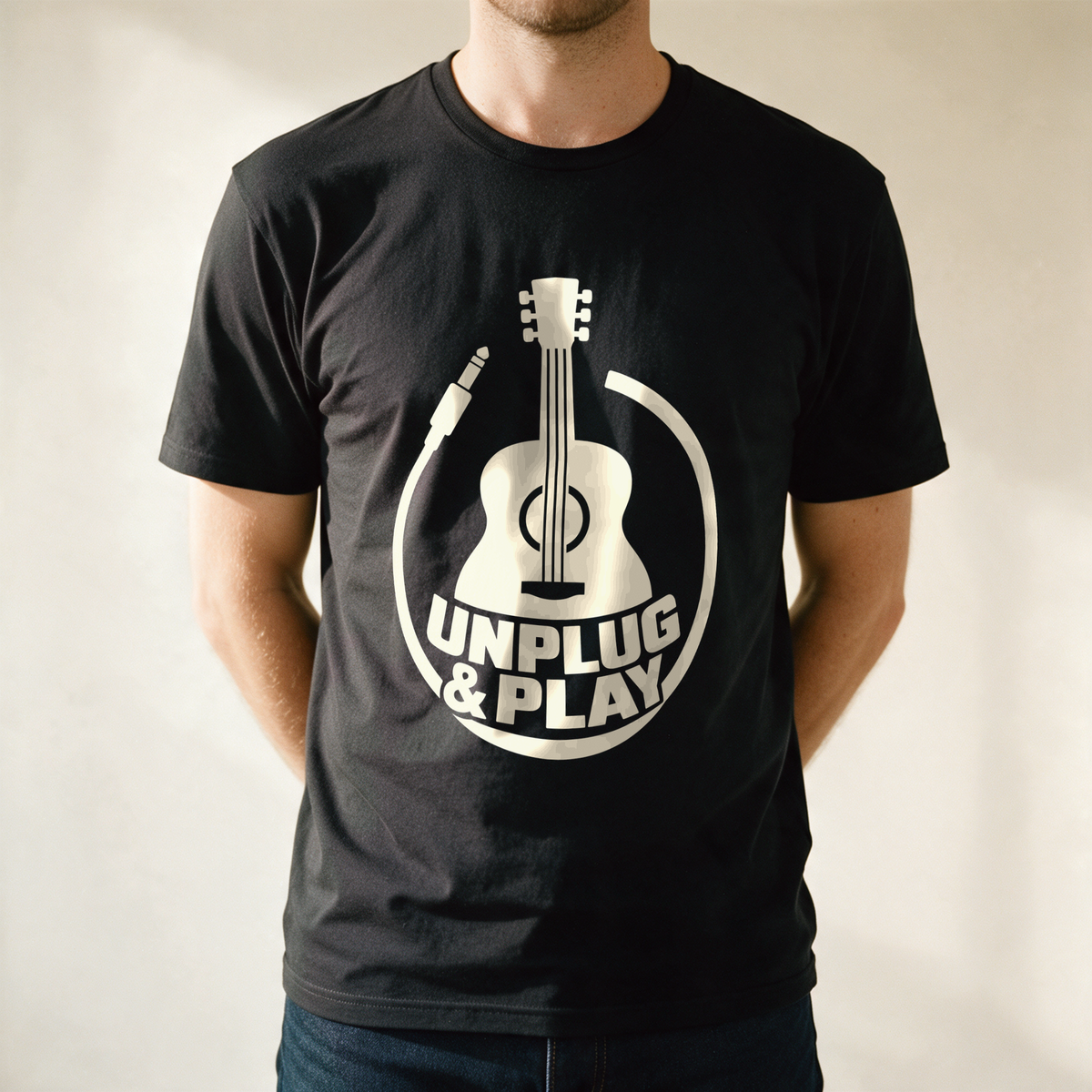 Unplug & Play Tee - Black draagfoto