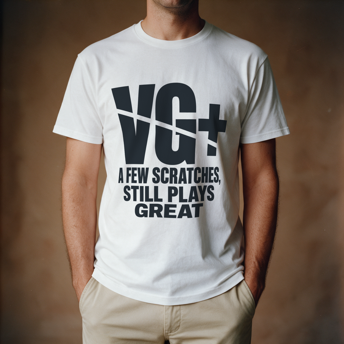 VG+ Still Plays Great Tee - White draagfoto